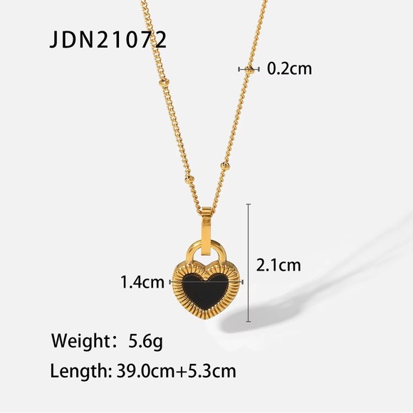 18K Gold Plated Heart Pendant Necklace - Picture 7 of 7